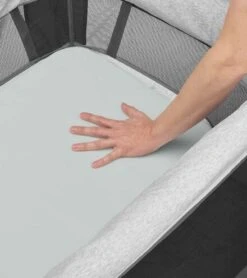 Maxi-Cosi Parc Swift Beyond Graphite - MAXI COSI -Produits Pour Bébé 3220660330928 3