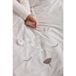 Housse Couette 100 Cm X 140 Cm Veloudoux Gris Babou & Kendi - NOUKIE 'S 14 Housse Couette 100 Cm X 140 Cm Veloudoux Gris Babou & Kendi - NOUKIE 'S -Produits Pour Bébé 5414220114150 11