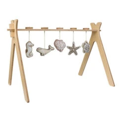 Arche D'Activité Avec 5 Jouets Tricot Suspendus TIPI Bois - QUAX