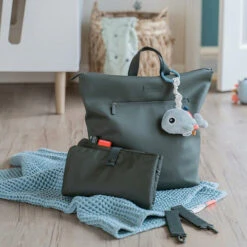 Sac à Langer Noir - DONE BY DEER -Produits Pour Bébé 5712643043980 7