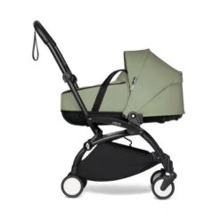 Poussette YOYO² Pack 0+, Pack 6+, Nacelle Olive / Cadre Noir - BABYZEN -Produits Pour Bébé YOYO20220 20BASSINET20 20PROFILE20BLACK20FRAME20 20OLIVE20 20WEB